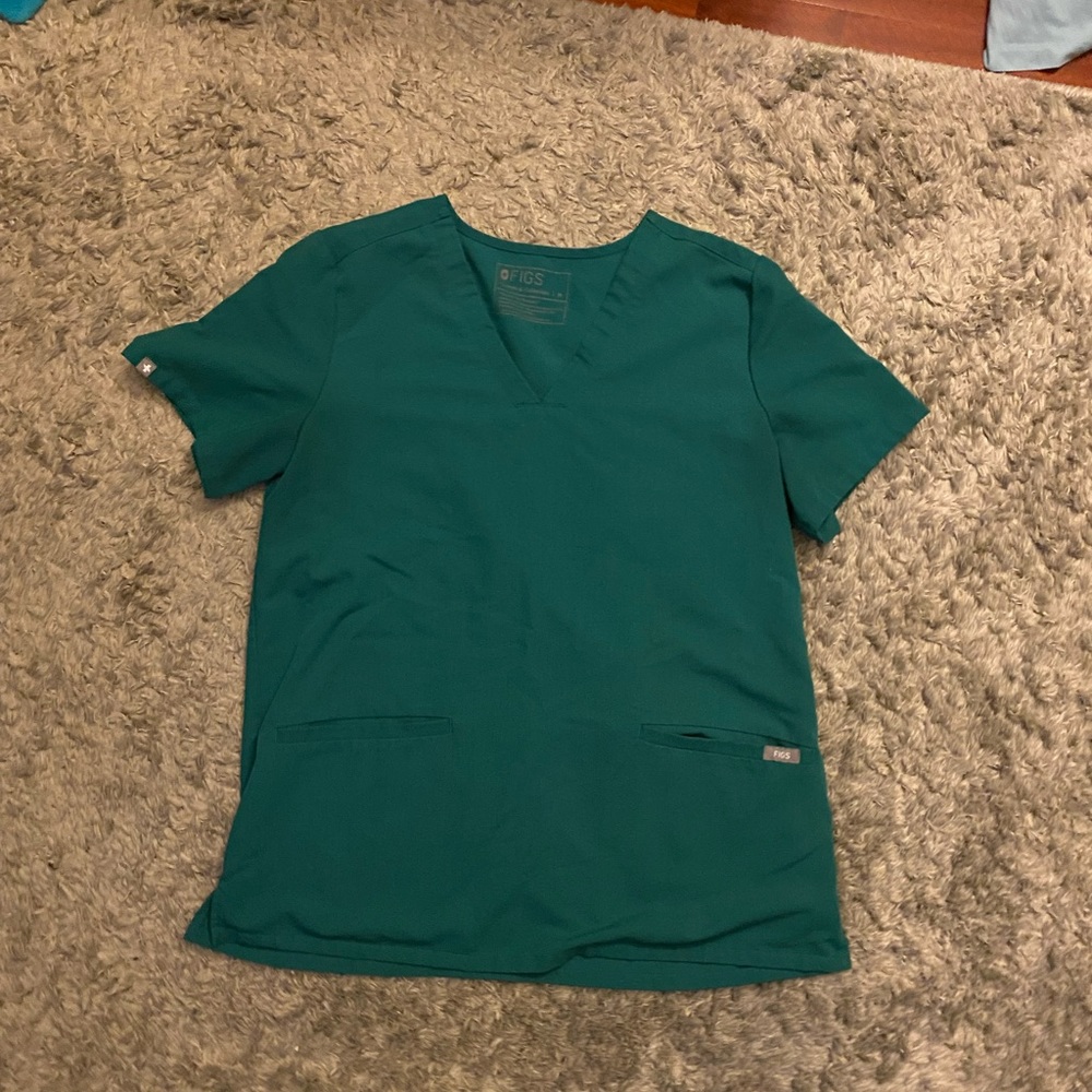 Green Medium Figs 3 Pocket Scrub Top